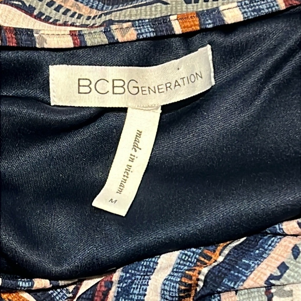 BCBGeneration Savannah Stripe Faux Wrap Dress Multi Color Hi/Lo Midi Size Medium - Picture 5 of 7